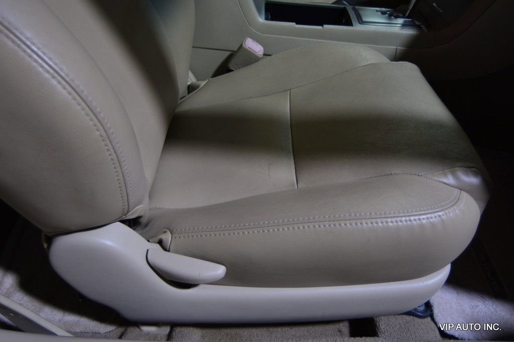 Used 2008 Toyota Solara SE image 16