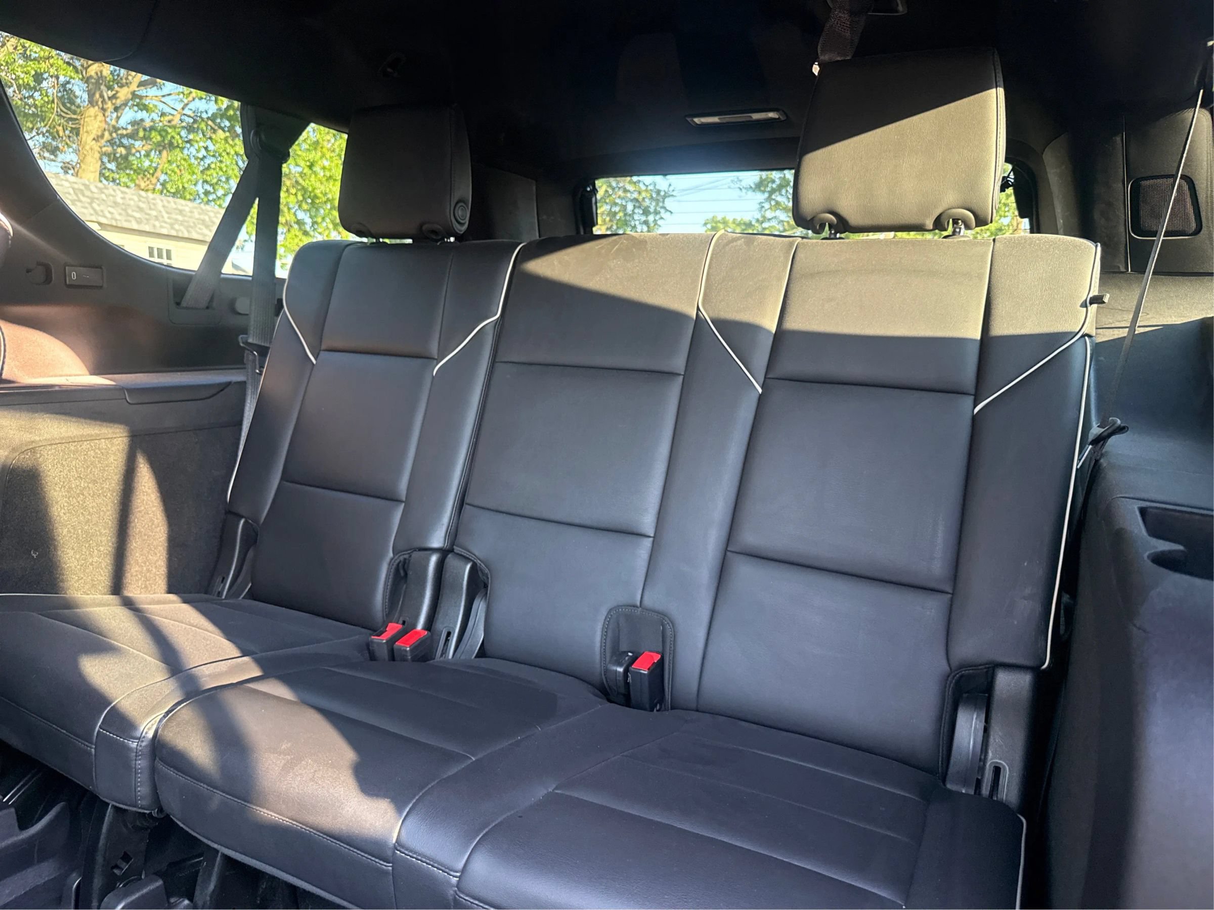 Used 2021 Cadillac Escalade ESV Sport w/ LPO, ONYX Package AWD/4WD image 45