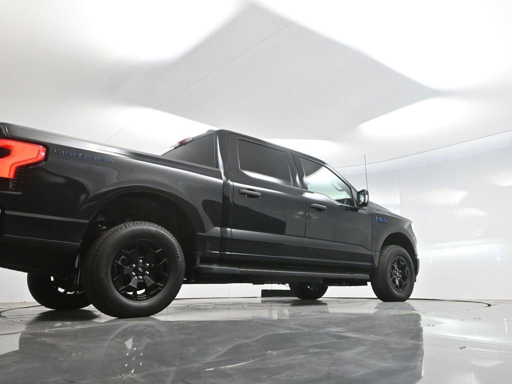Used 2025 Ford F150 Lightning XLT image 52