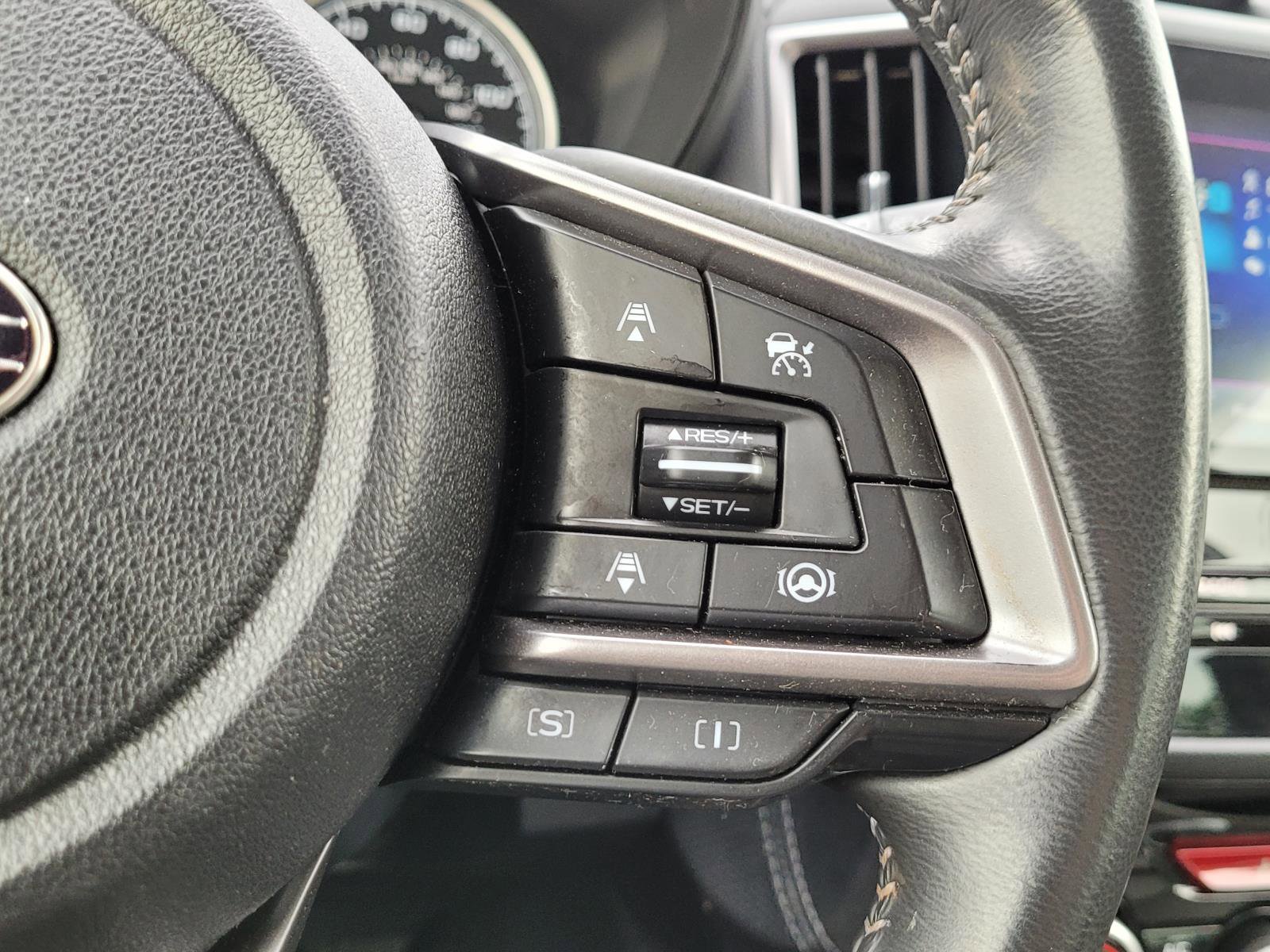Certified 2023 Subaru Forester Limited AWD/4WD image 8