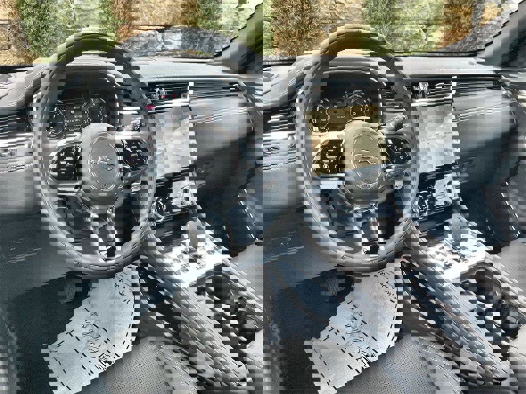 New 2026 Jaguar F-PACE R-Dynamic S image 13