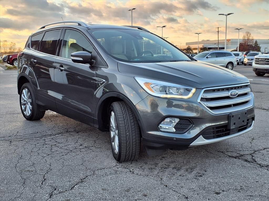 Used 2018 Ford Escape Titanium w/ Ford Safe & Smart Package image 27