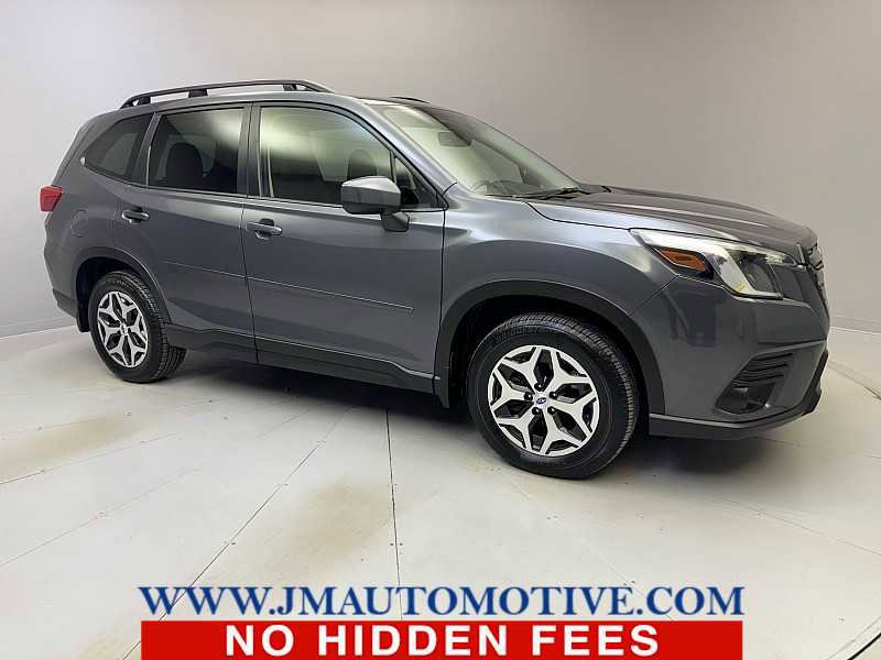 Used 2023 Subaru Forester Premium AWD/4WD image 7
