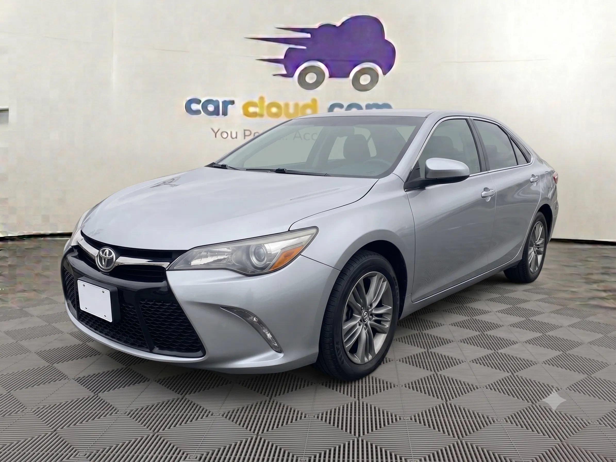 Used 2016 Toyota Camry SE FWD image 1