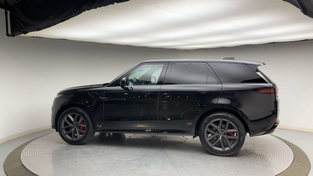 Used 2024 Land Rover Range Rover Sport Dynamic SE AWD/4WD image 5