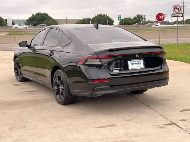 Certified 2025 Honda Accord SE image 5