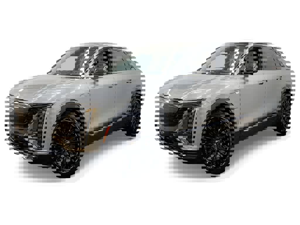 Certified 2025 Cadillac Lyriq Sport image 1