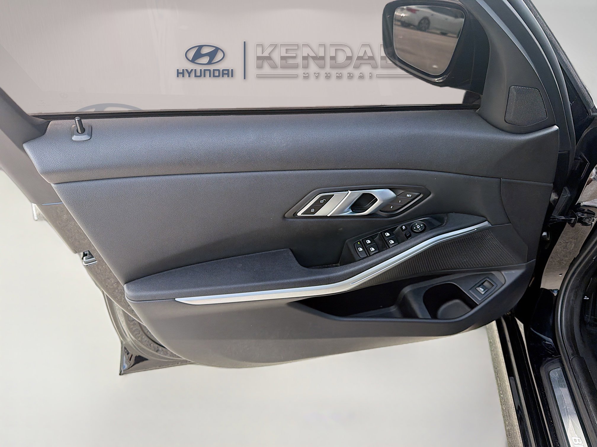 Used 2021 BMW 330i Sedan w/ Convenience Package image 17