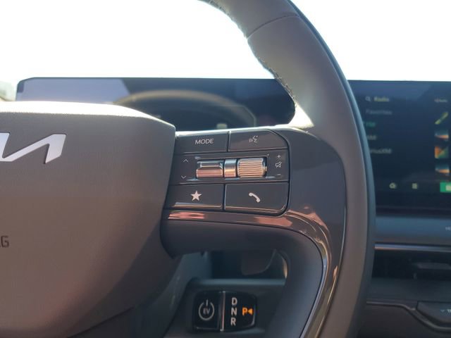 New 2026 Kia EV9 Land w/ Nightfall Edition Package image 18