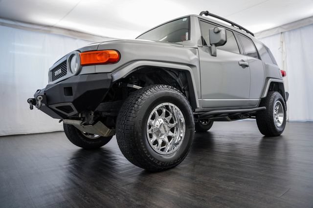 Used 2011 Toyota FJ Cruiser 4WD w/ Upgrade Pkg image 26