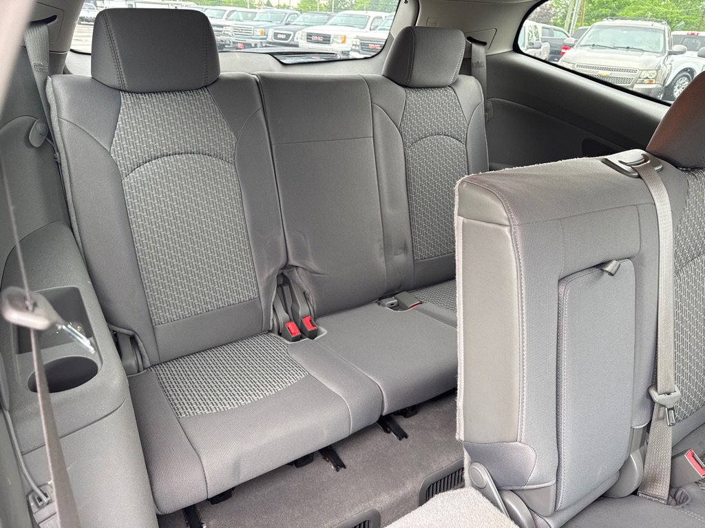 Used 2010 Chevrolet Traverse LT w/ Personal Connectivity Package AWD/4WD image 14