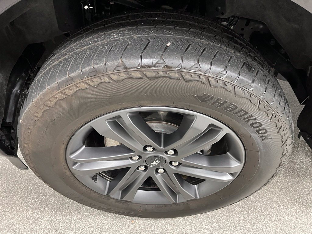 Used 2023 Ford F150 Lariat w/ Equipment Group 502A High AWD/4WD image 15
