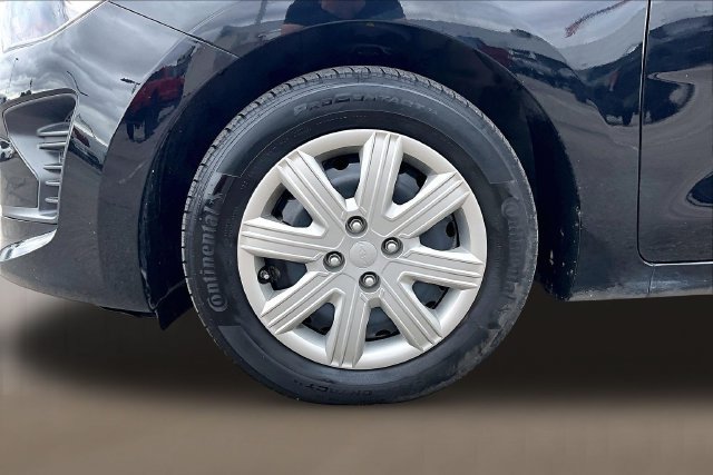 Used 2023 Kia Rio S FWD image 6
