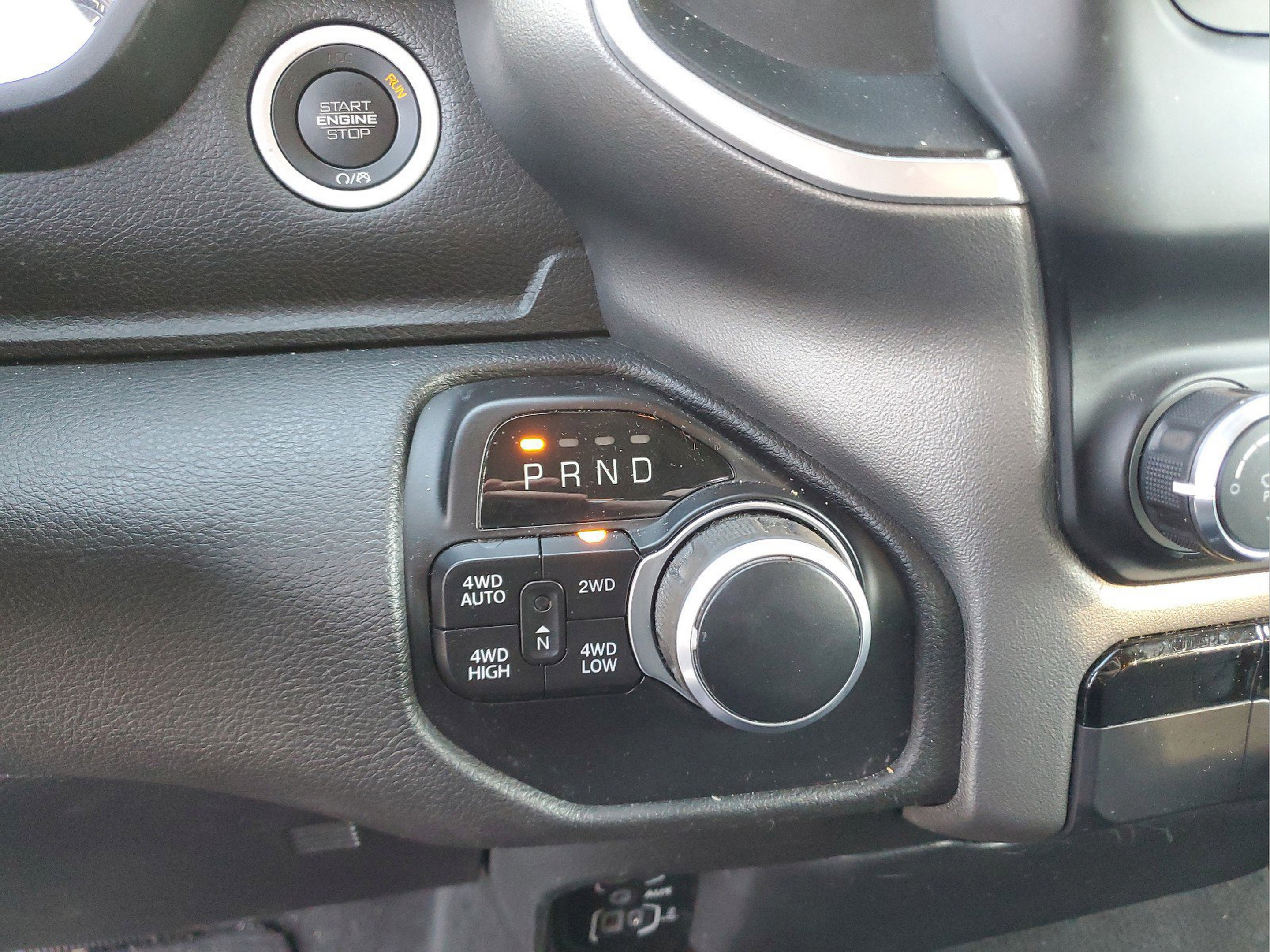 Used 2020 RAM 1500 Big Horn AWD/4WD image 32