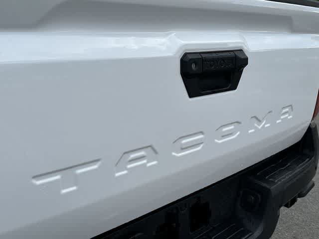 New 2024 Toyota Tacoma SR w/ SR Upgrade Package AWD/4WD image 25