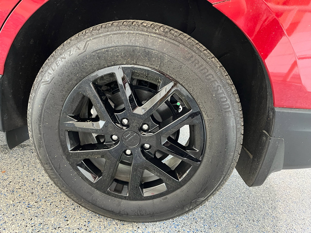 Used 2024 Chevrolet Equinox LT image 37