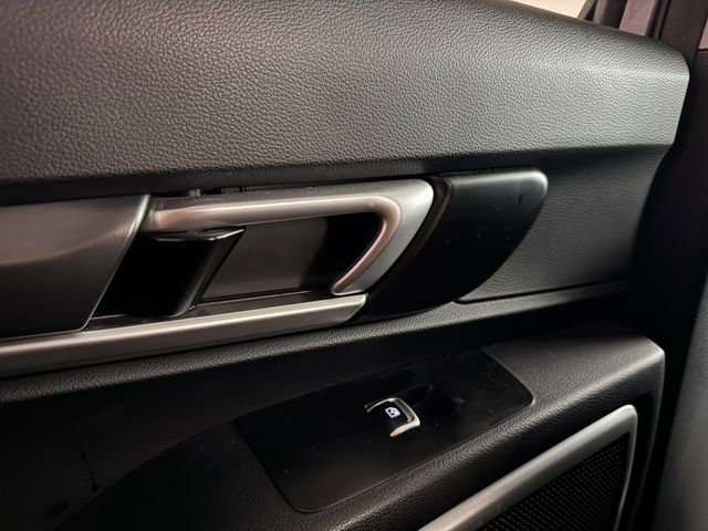 Used 2021 Kia Telluride LX FWD image 39