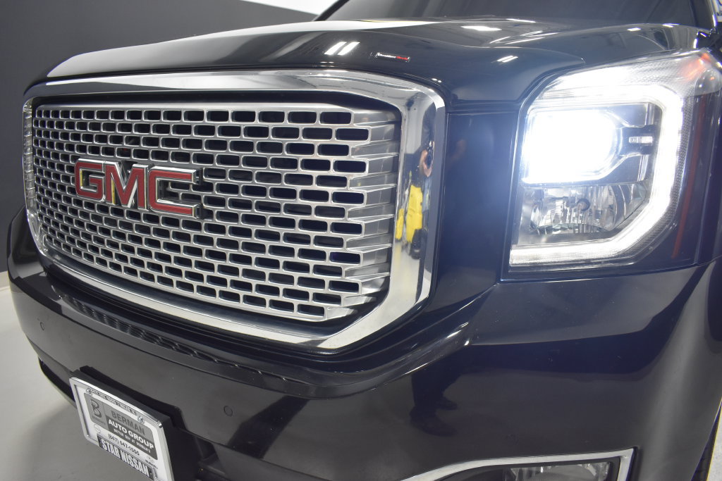 Used 2017 GMC Yukon XL Denali w/ Open Road Package AWD/4WD image 11