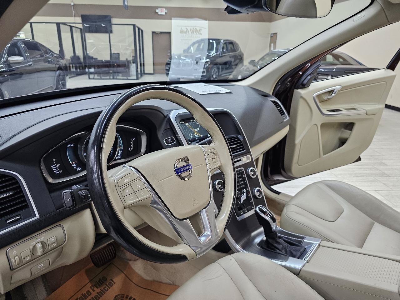Used 2015 Volvo XC60 T5 Premier FWD image 19