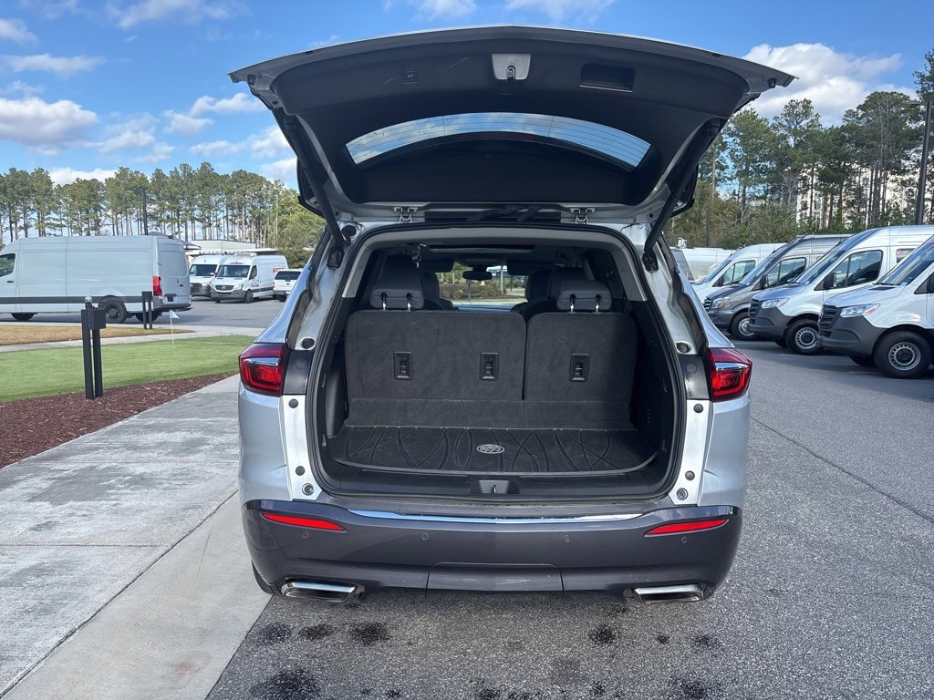 Used 2019 Buick Enclave Premium w/ Experience Buick Package image 15