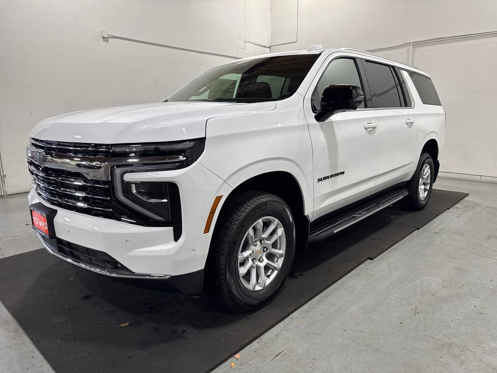 New 2026 Chevrolet Suburban LT image 3