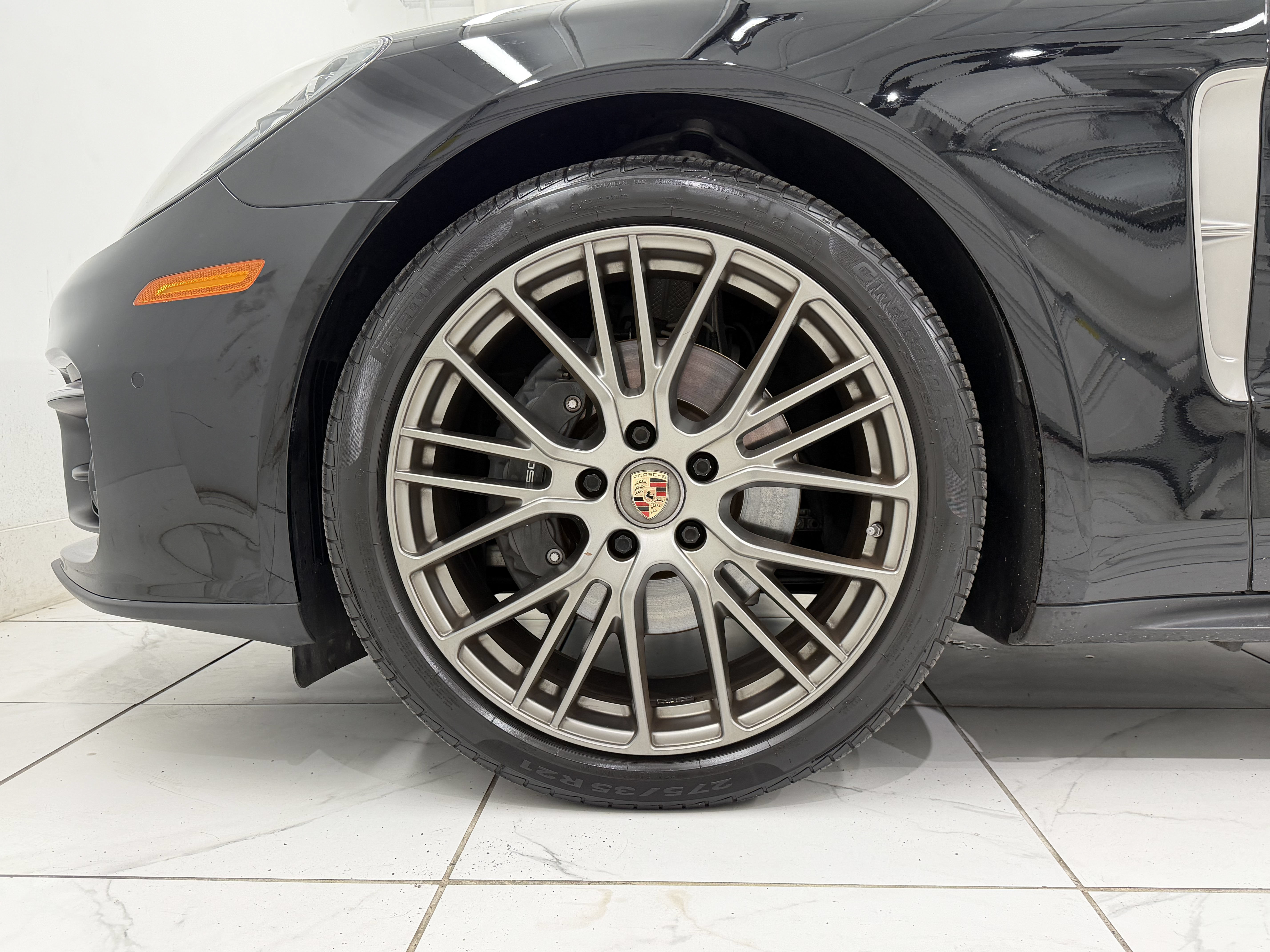 Certified 2023 Porsche Panamera 4 Platinum Edition AWD/4WD image 16