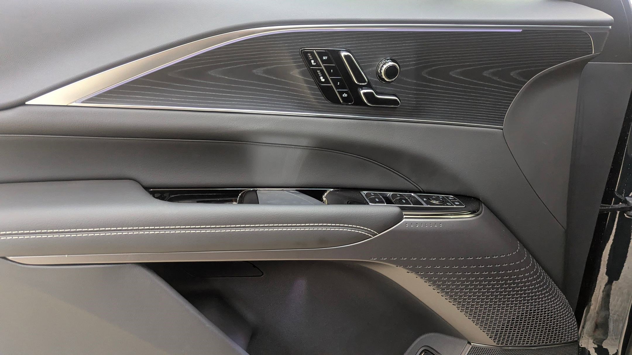 New 2026 Cadillac Lyriq Luxury w/ LPO, Floor Liner Package image 13