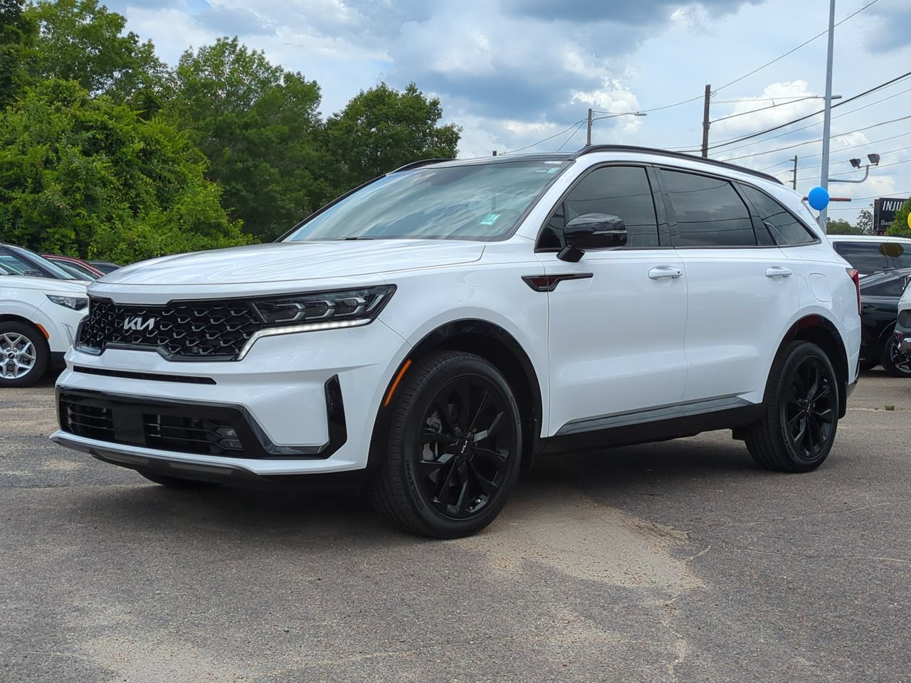 Certified 2023 Kia Sorento SX FWD image 2