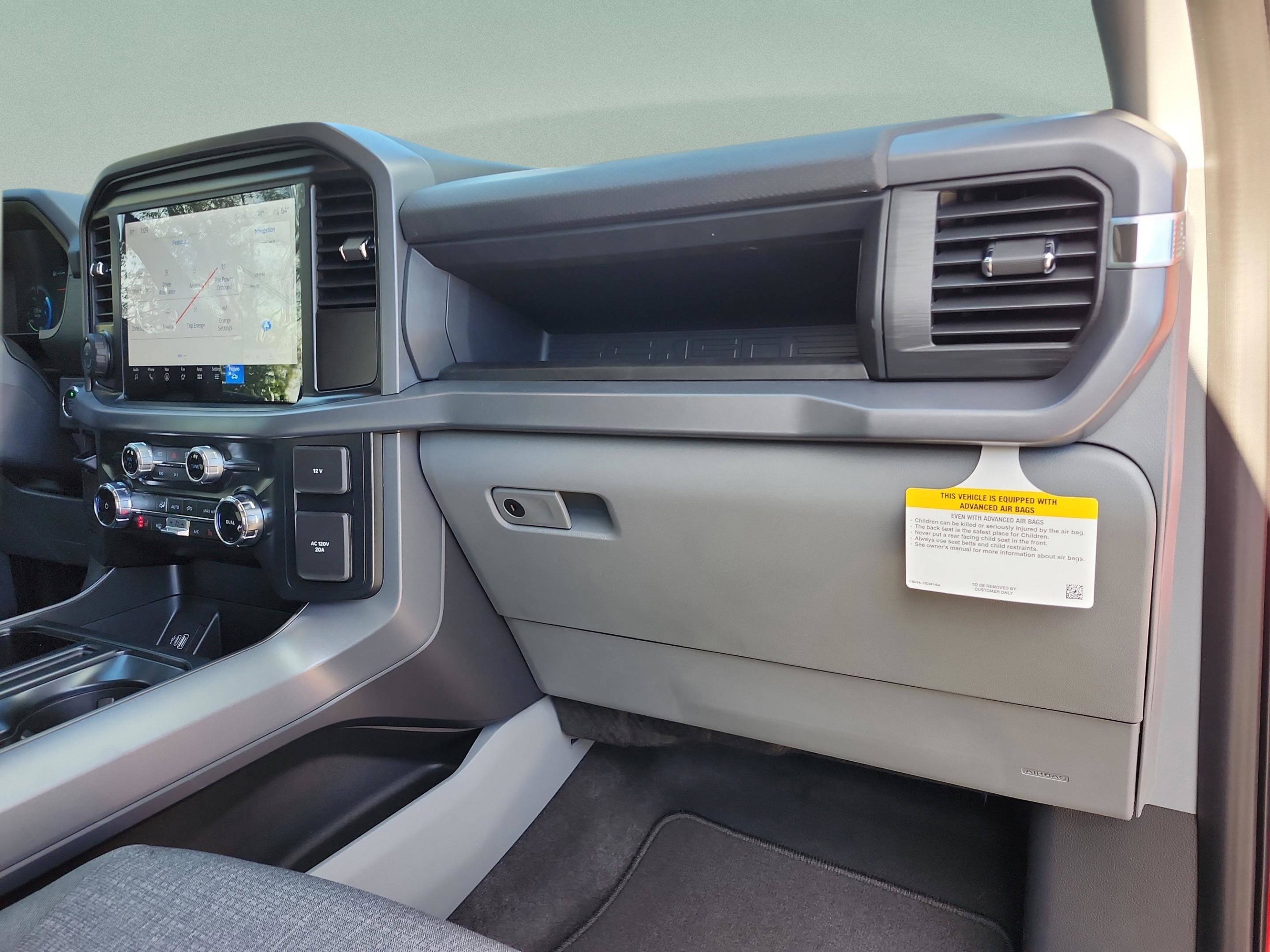 New 2025 Ford F150 Lightning XLT image 12