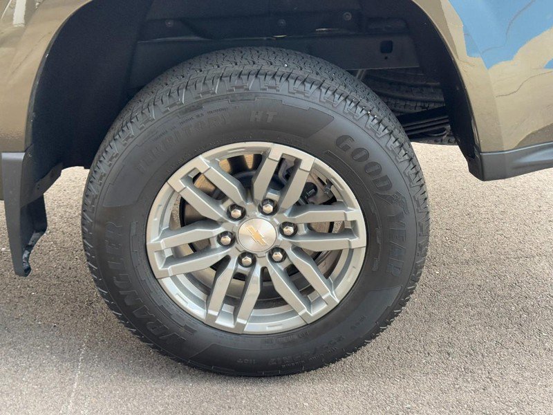 Used 2024 Chevrolet Colorado LT image 7