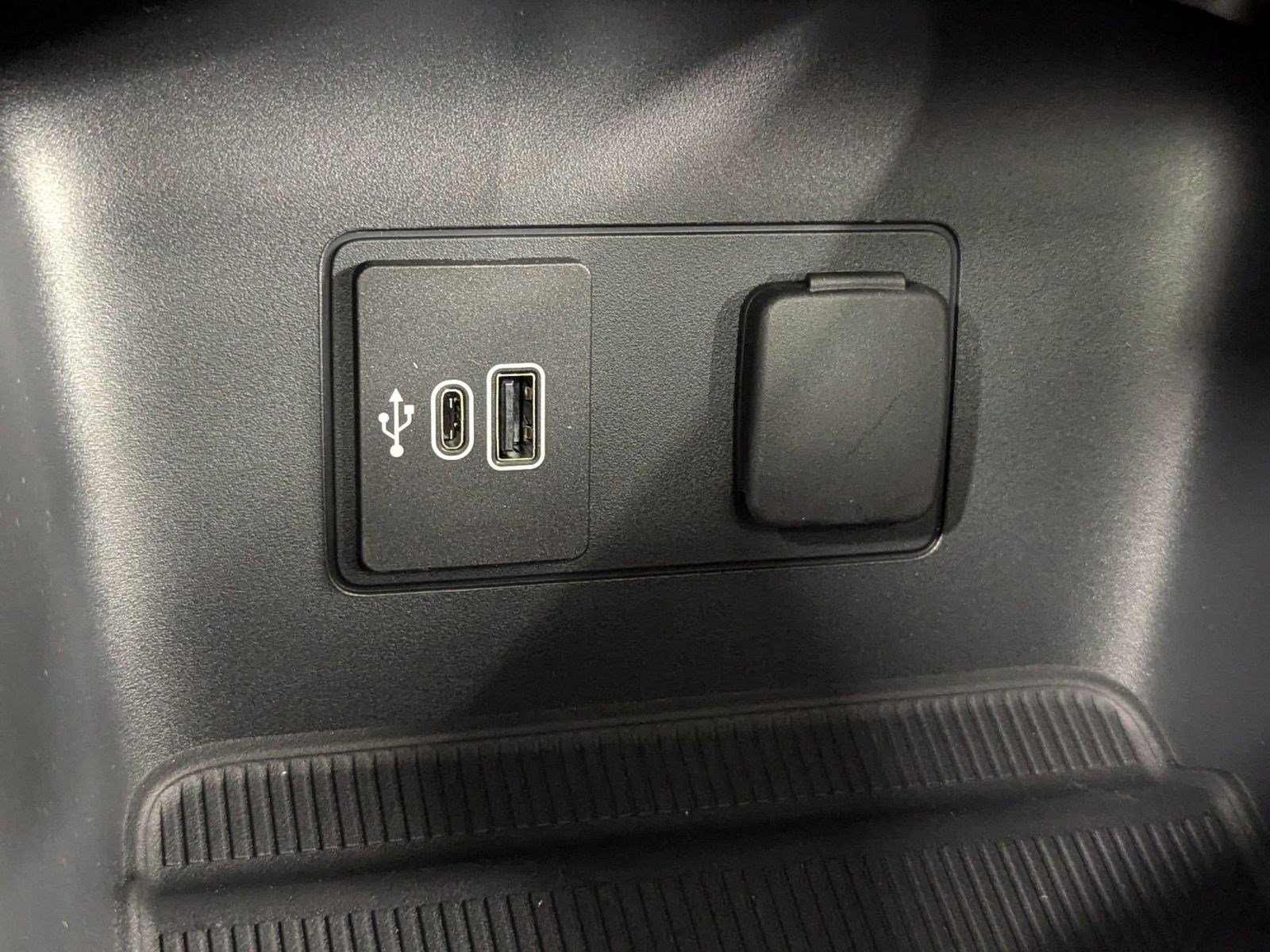 New 2026 Ford Explorer Active w/ Active Comfort Package image 27