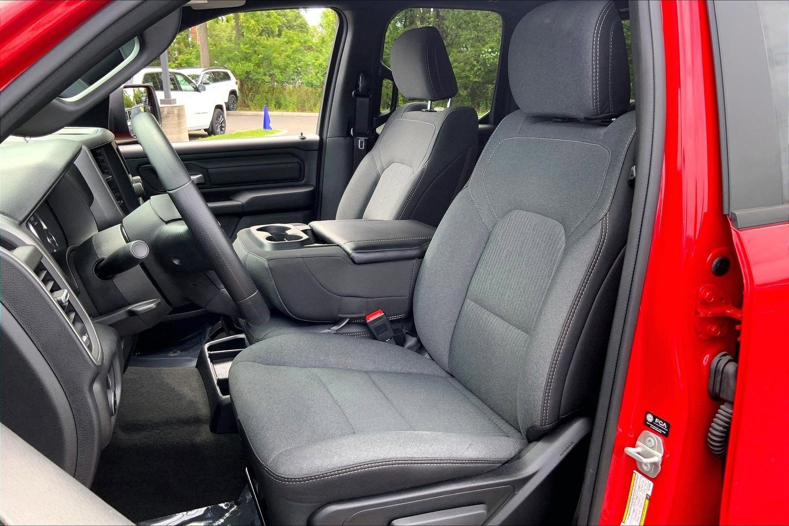 Certified 2024 RAM 1500 Tradesman w/ Night Edition AWD/4WD image 8