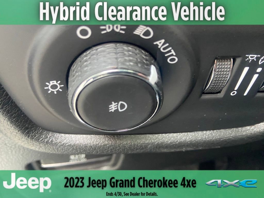 New 2023 Jeep Grand Cherokee Trailhawk image 22