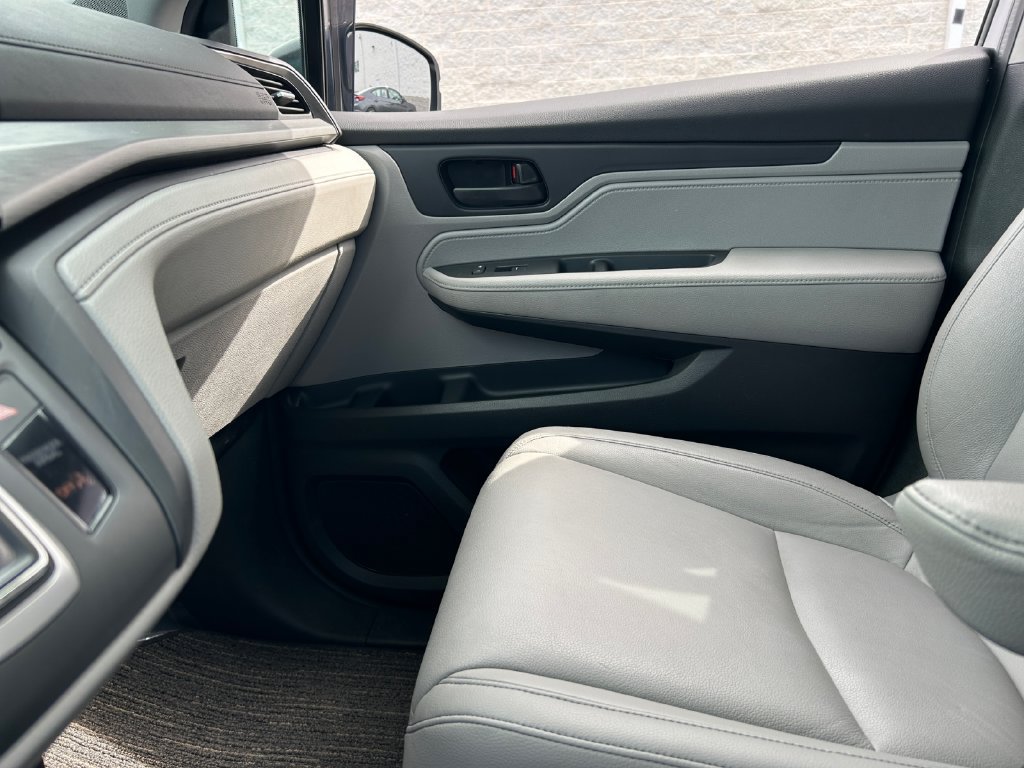 Used 2024 Honda Odyssey EX-L image 32