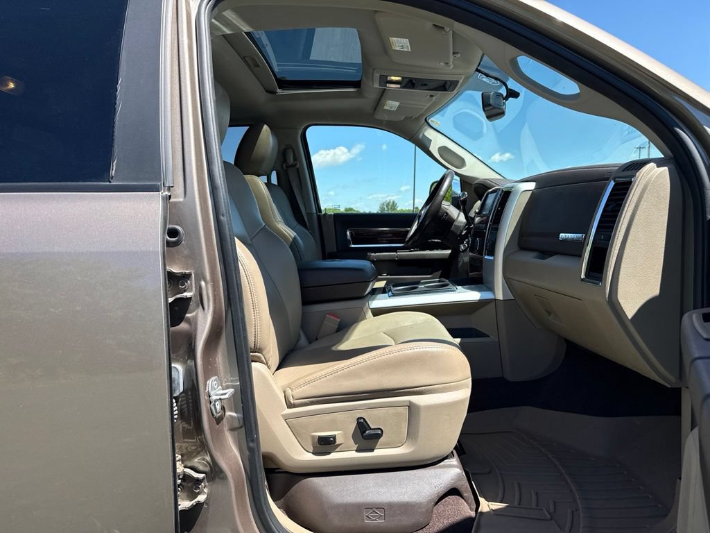 Used 2010 Dodge Ram 2500 Truck Laramie w/ Protection Group AWD/4WD image 12