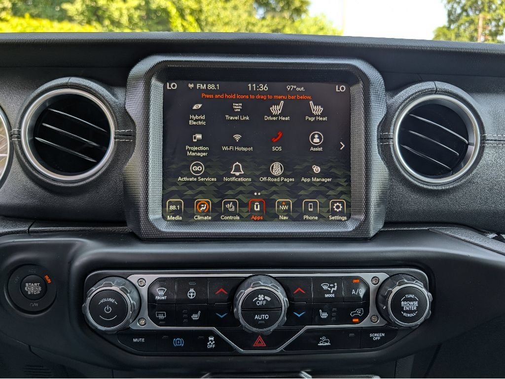 Used 2023 Jeep Wrangler Unlimited Sahara w/ Cold Weather Group AWD/4WD image 27