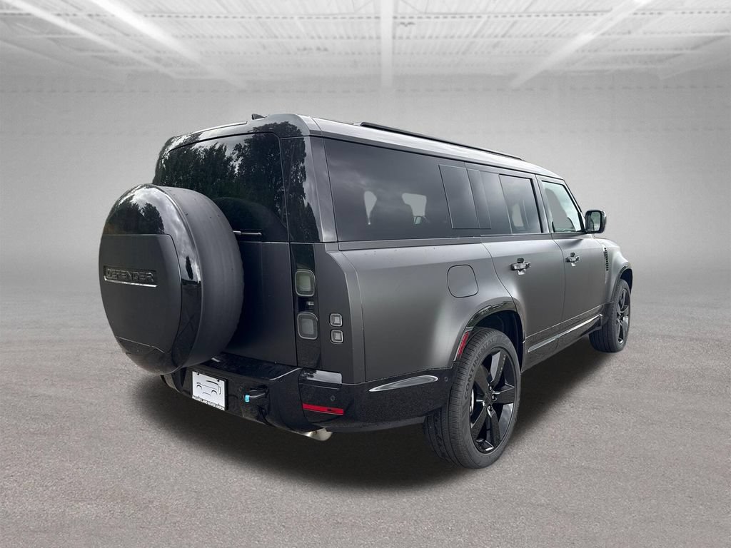 New 2026 Land Rover Defender 130 X-Dynamic SE AWD/4WD image 7