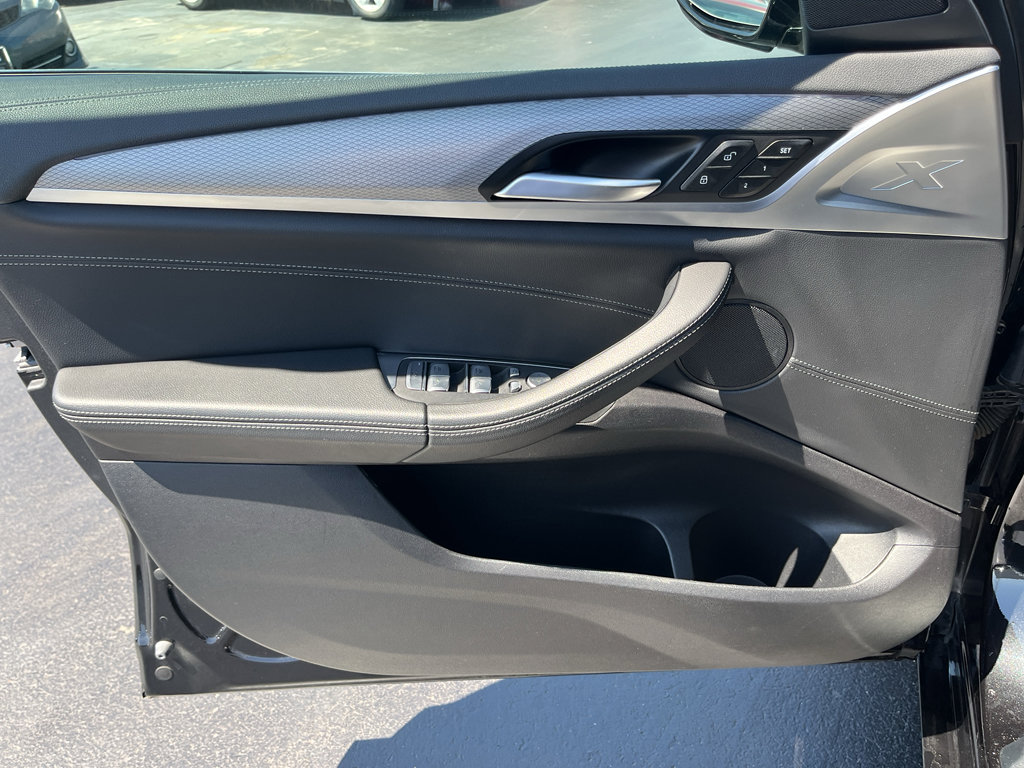 Used 2020 BMW X4 M40i w/ Premium Package image 10