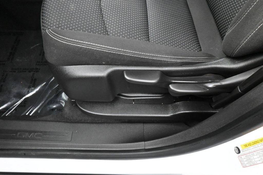 Used 2022 GMC Terrain SLE FWD image 16