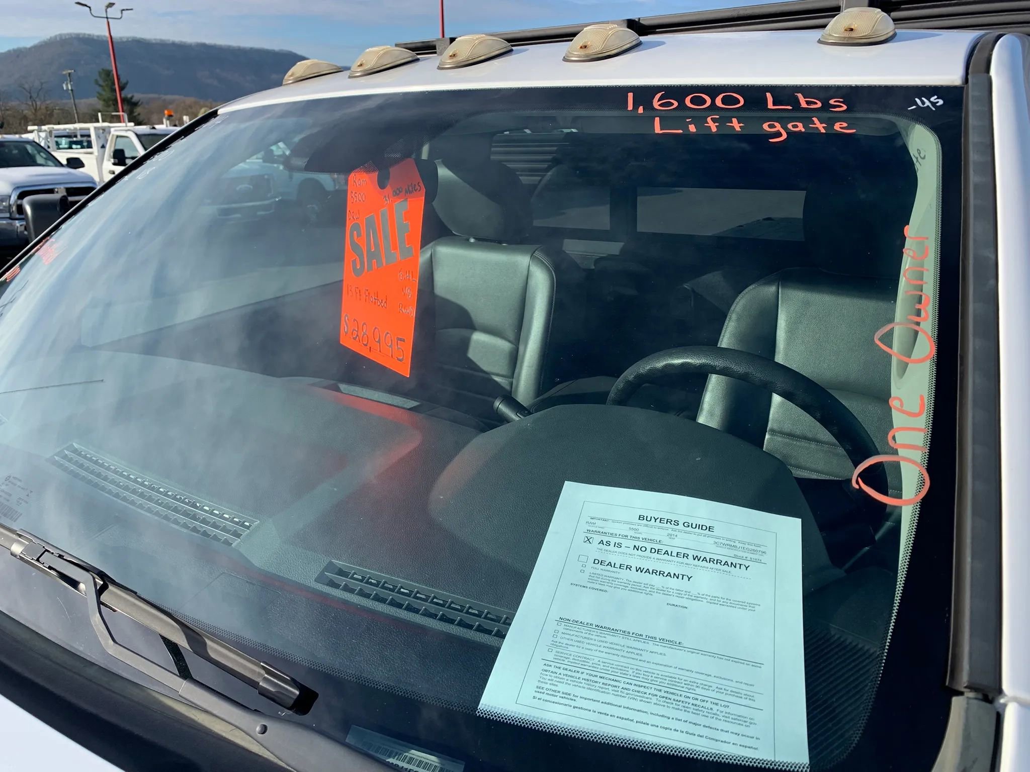 Used 2014 RAM 5500 Tradesman RWD image 4