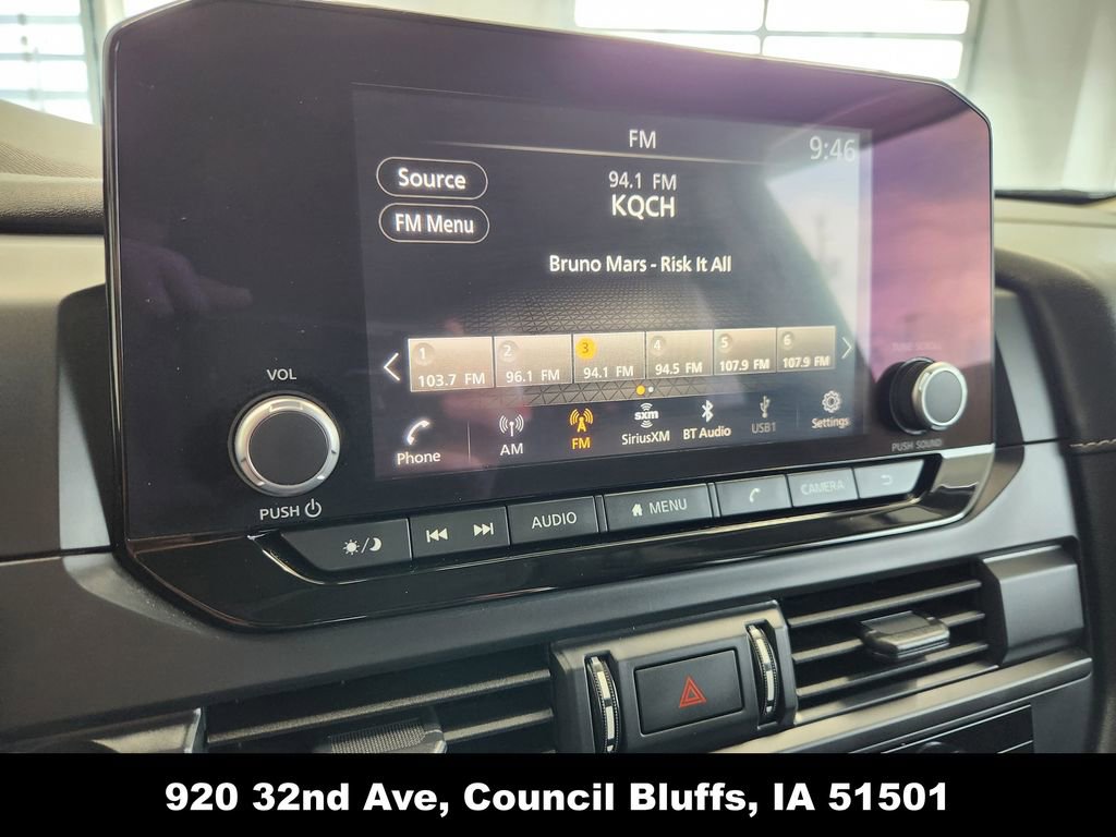 Used 2024 Nissan Pathfinder S image 26