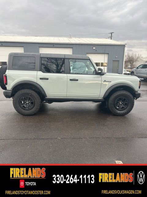 Used 2023 Ford Bronco Wildtrak image 5