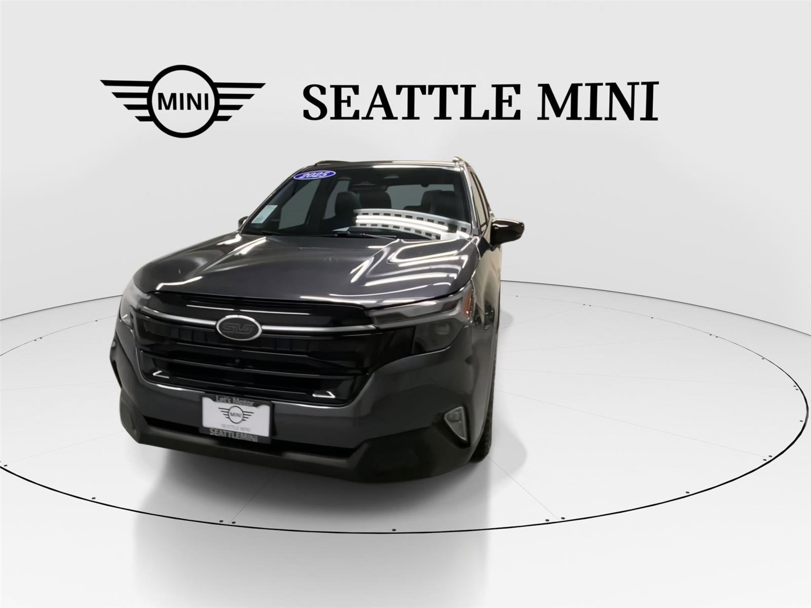 Used 2025 Subaru Forester Touring image 4