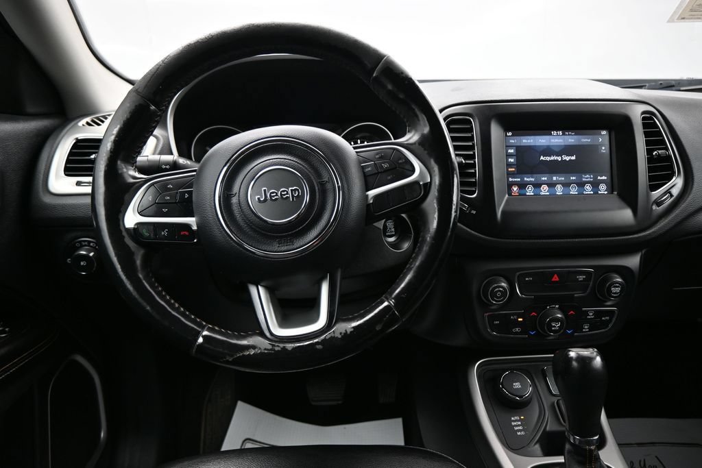 Used 2019 Jeep Compass Latitude w/ Cold Weather Group AWD/4WD image 13