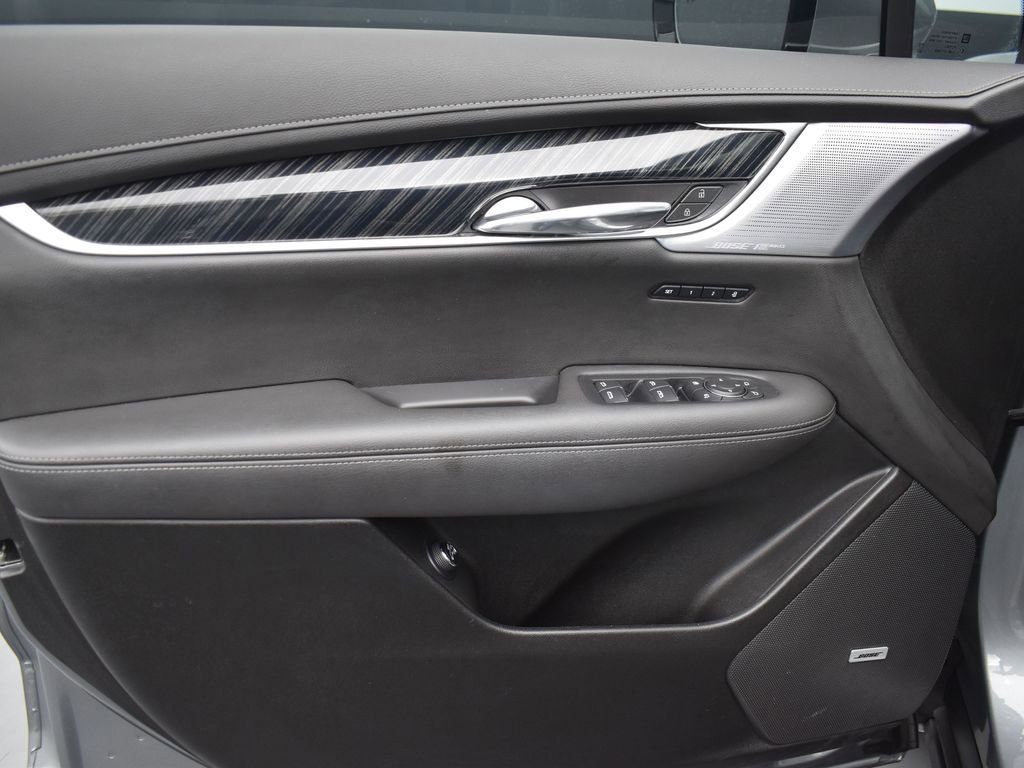 Certified 2024 Cadillac XT6 Premium Luxury w/ LPO, Floor Liner Package AWD/4WD image 11