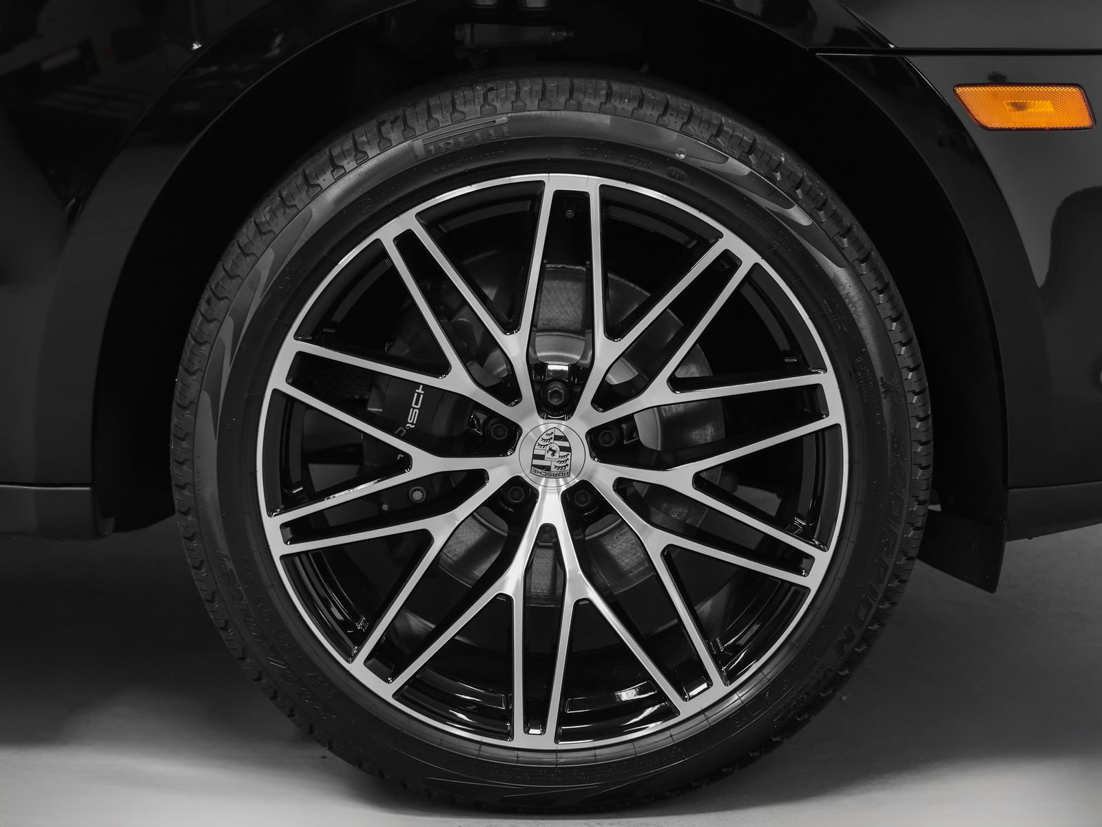 New 2026 Porsche Macan AWD/4WD image 16