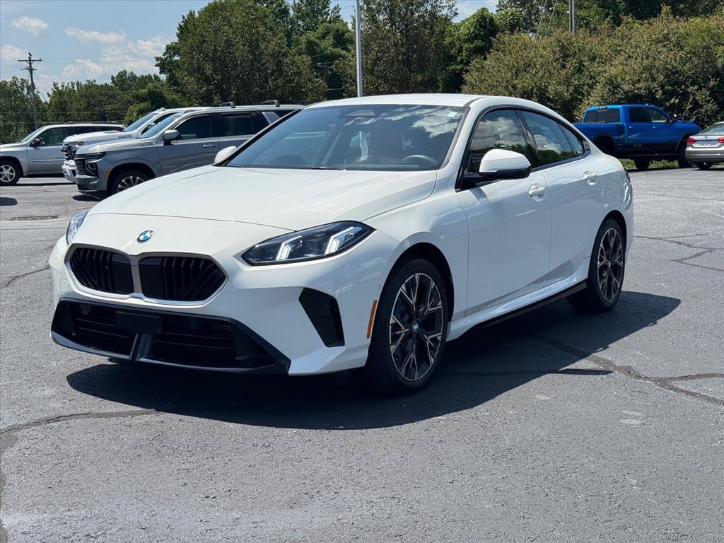 Used 2026 BMW 228i xDrive w/ M Sport Package AWD/4WD image 7