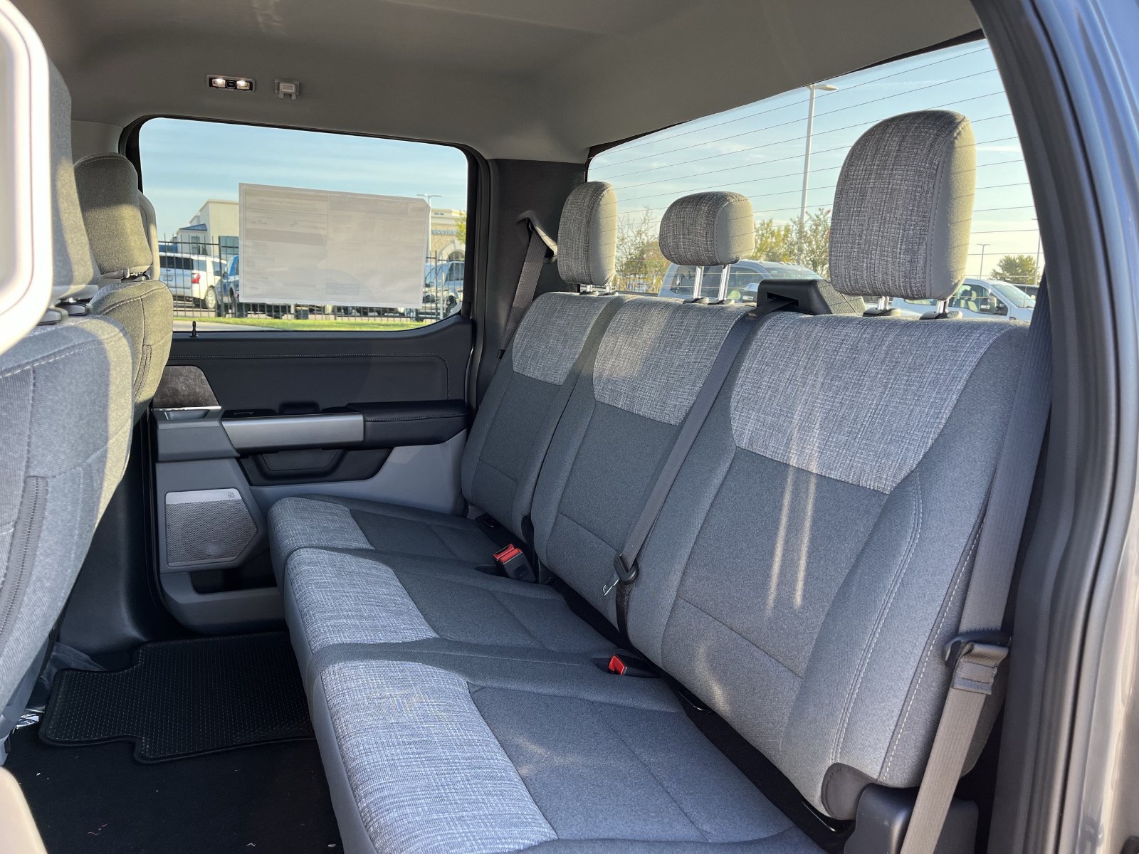 New 2027 Ford F350 XLT w/ XLT Premium Package AWD/4WD image 22