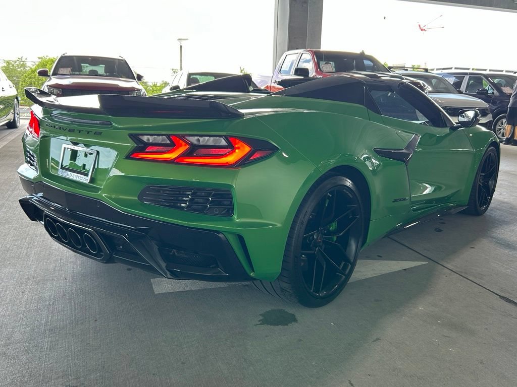 Used 2026 Chevrolet Corvette Z06 RWD image 9