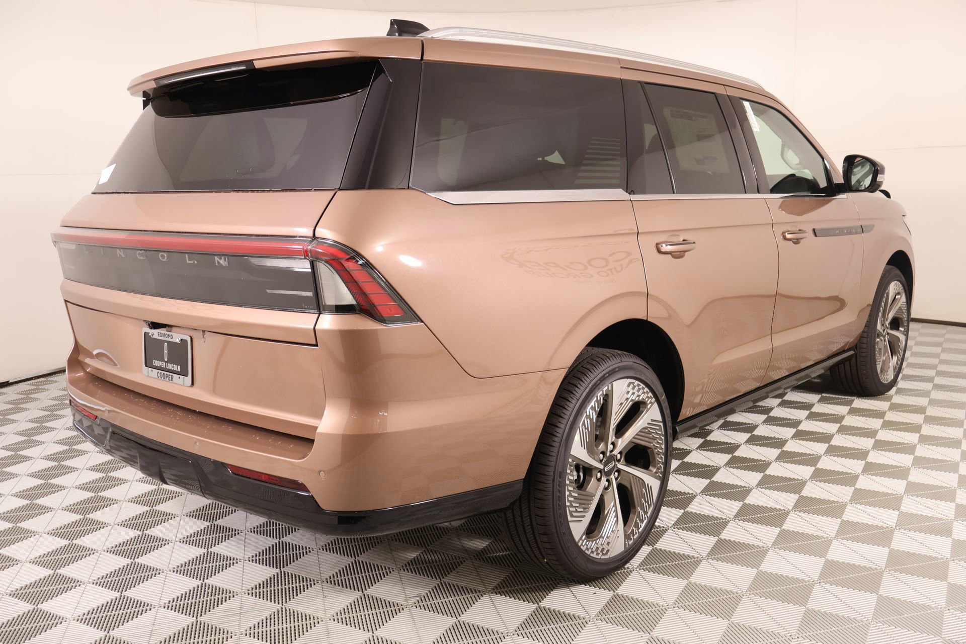 New 2026 Lincoln Navigator Black Label AWD/4WD image 24